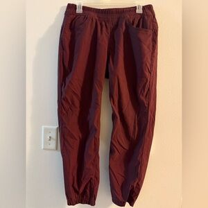 Prana Halle Women’s Jogger Pant Maroon